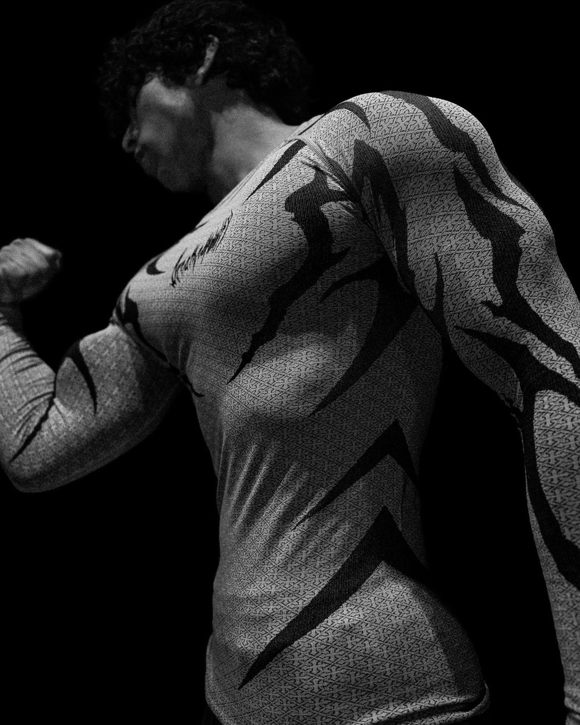 [DM-TCH-RMR-LNG1-S] DOOM TECH™ ARMORED LONGSLEEVE COMPRESSION - [DIVINE WHITE] (S)