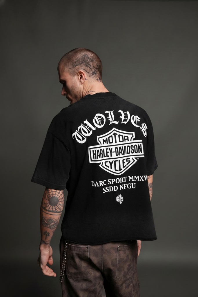 [HRL-DVD-WLV-DST1-S] Harley-Davidson Wolves Distressed Grunge Mid-Length Raw Hem Tee in Black Drift Wash (S)