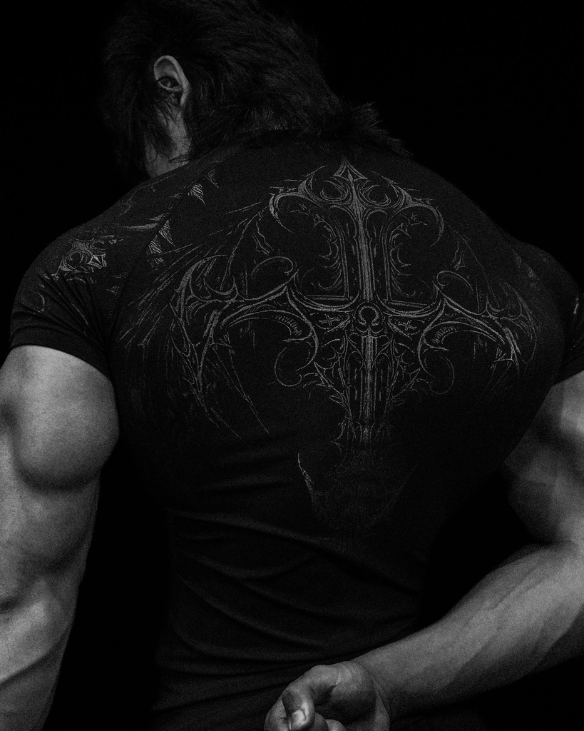 [VD-TCH-FLL-KNG3-S] VOID TECH™ FALLEN KNIGHt SHORT SLEEVE COMPRESSION - [DARKNESS] (S)