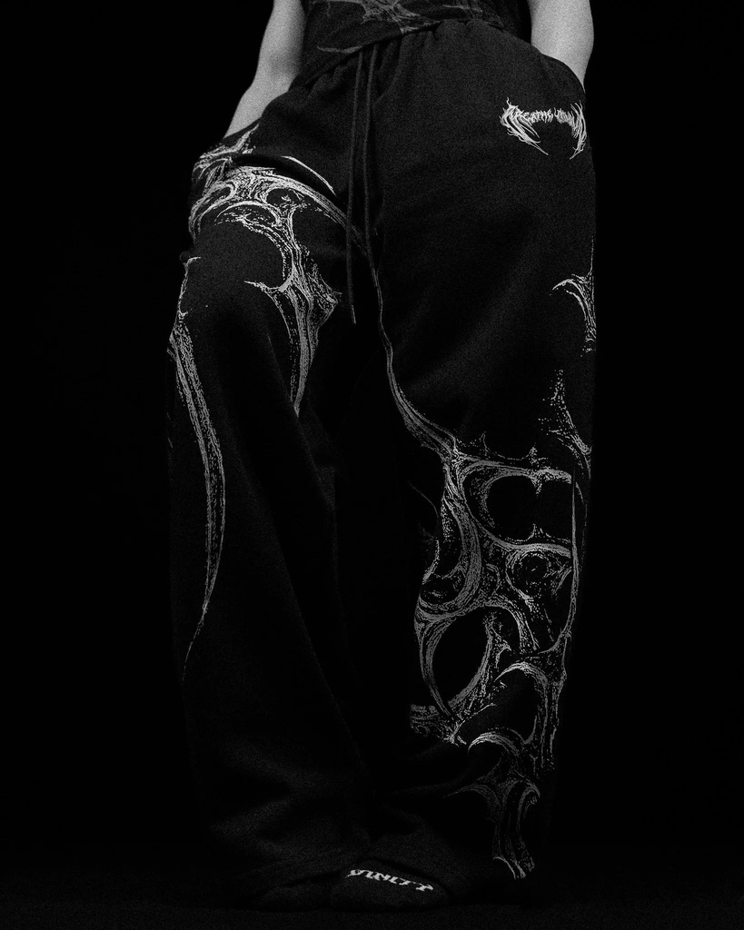 [WMN-S-TRN-BLD-S] WOMEN'S ETERNAL BLADE BANANA SHAPED UNCUFFED SWEATPANTS - [VOID BLACK] (S)